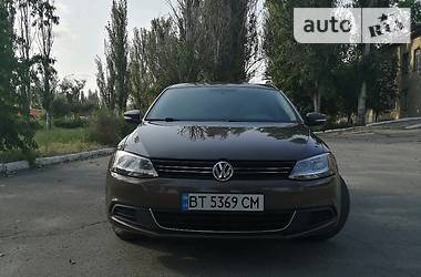 Volkswagen Jetta  2014