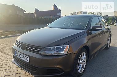 Volkswagen Jetta  2013