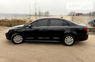 Volkswagen Jetta  2012