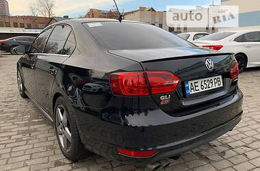 Volkswagen Jetta Gli  2013