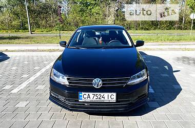 Volkswagen Jetta  2016