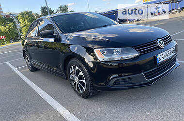 Volkswagen Jetta  2012