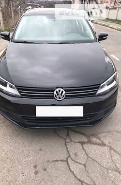 Volkswagen Jetta  2011