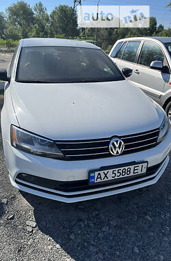 Volkswagen Jetta Sport 2015