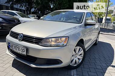 Volkswagen Jetta  2011