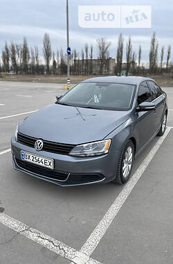 Volkswagen Jetta  2013