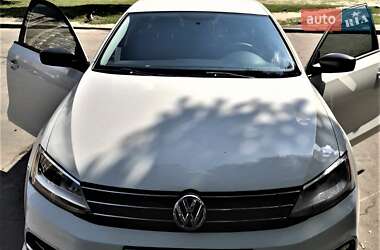 Volkswagen Jetta  2014