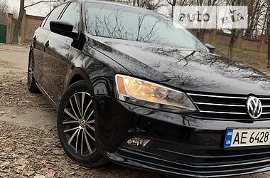 Volkswagen Jetta  2015