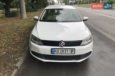 Volkswagen Jetta  2014