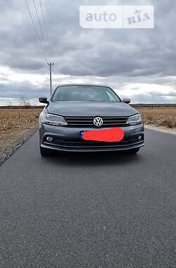 Volkswagen Jetta  2016