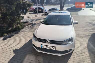 Volkswagen Jetta  2012