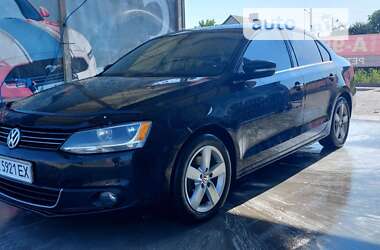 Volkswagen Jetta  2013