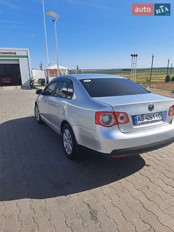 Volkswagen Jetta 2008 року в Вінниці