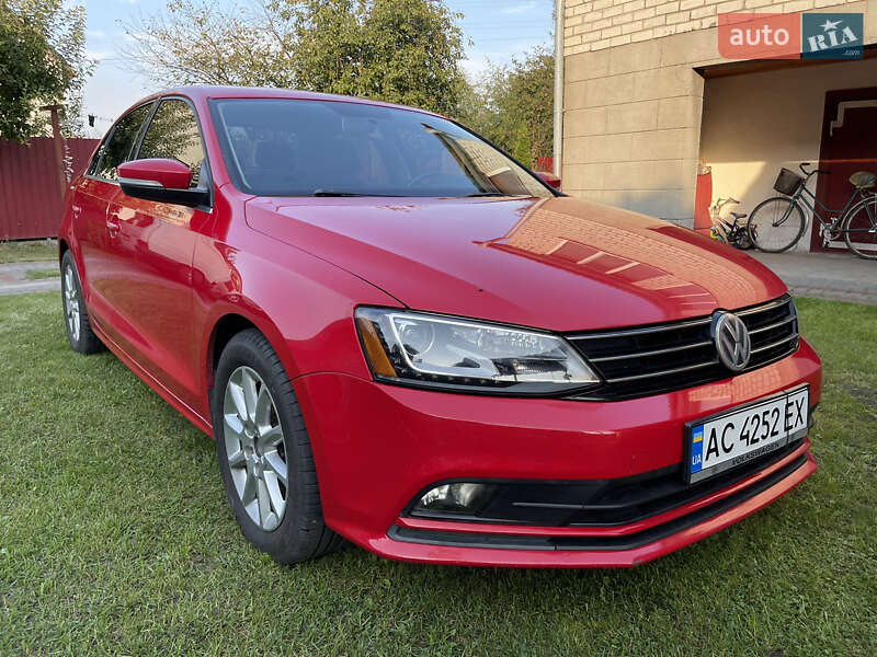 Седан Volkswagen Jetta