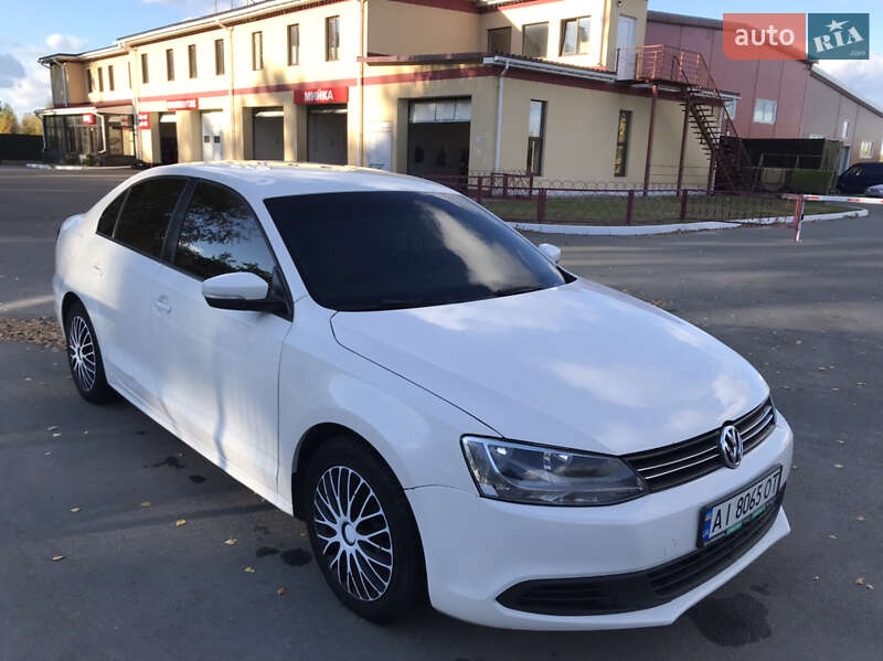 Седан Volkswagen Jetta