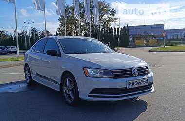 Volkswagen Jetta  2014