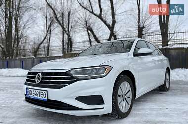 Volkswagen Jetta  2018