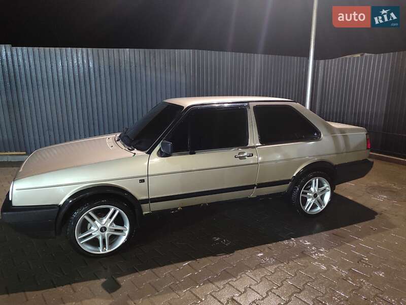 Купе Volkswagen Jetta