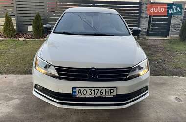 Volkswagen Jetta  2014
