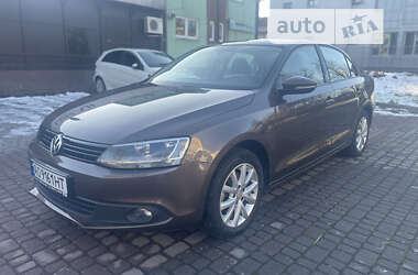 Volkswagen Jetta  2011