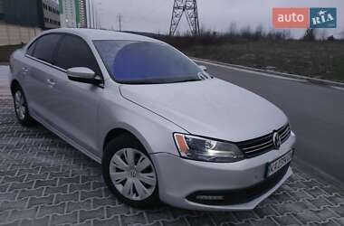 Volkswagen Jetta  2013