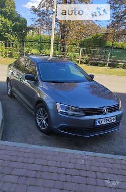 Volkswagen Jetta  2014