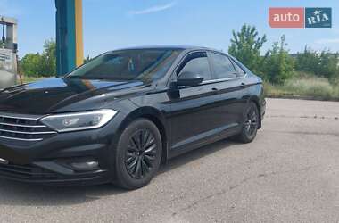 Volkswagen Jetta  2019