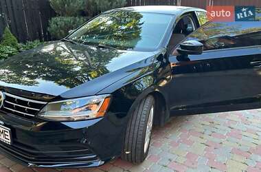 Volkswagen Jetta  2017