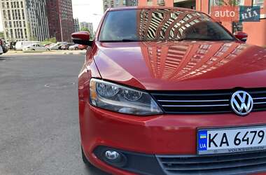 Volkswagen Jetta  2014