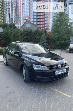 Volkswagen Jetta  2012