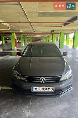 Volkswagen Jetta  2014