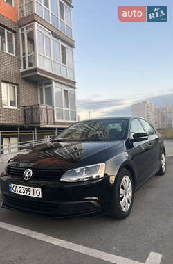 Volkswagen Jetta  2014