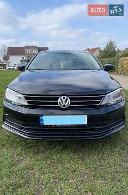 Volkswagen Jetta  2016