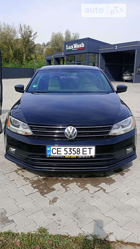 Volkswagen Jetta 2015 року в Чернівцях