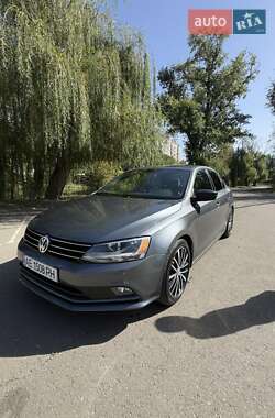 Volkswagen Jetta  2014