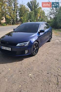 Volkswagen Jetta  2012