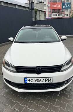 Volkswagen Jetta  2011