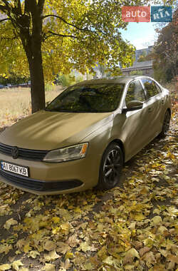 Volkswagen Jetta  2011