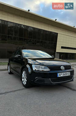 Volkswagen Jetta  2011