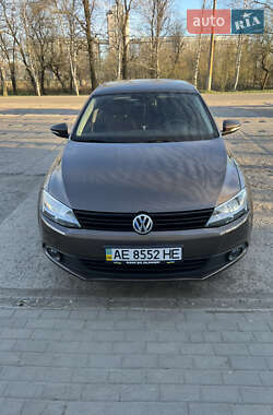 Volkswagen Jetta  2013