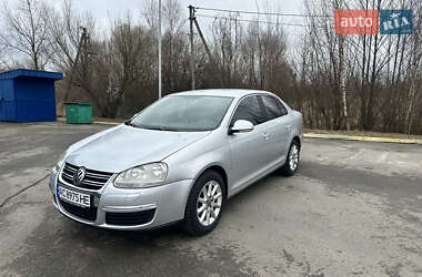 Volkswagen Jetta  2008