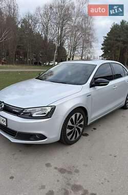 Volkswagen Jetta  2013