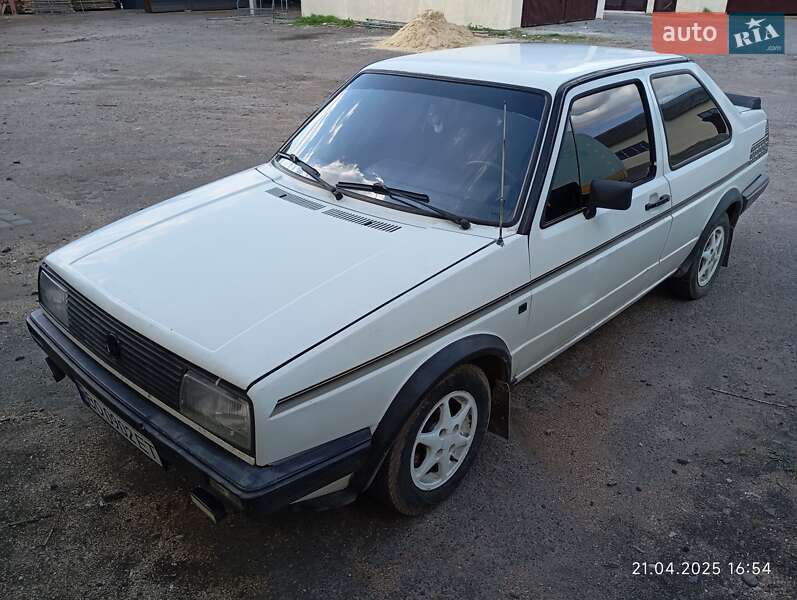 Купе Volkswagen Jetta