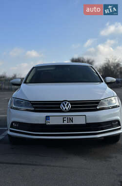 Volkswagen Jetta  2015