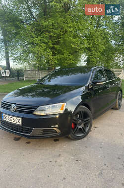 Volkswagen Jetta  2014