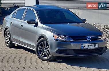 Volkswagen Jetta  2012