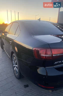 Volkswagen Jetta  2016