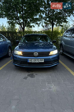 Volkswagen Jetta  2015