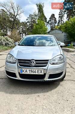 Volkswagen Jetta  2008