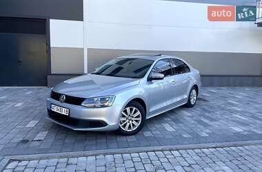 Volkswagen Jetta  2013